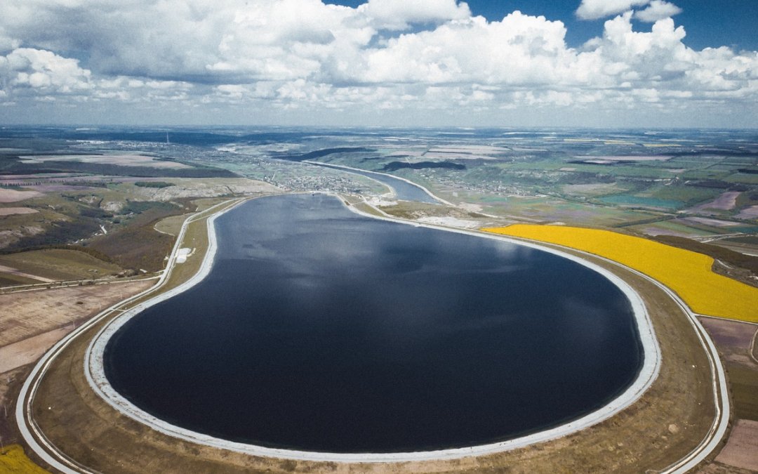 Lona geomembrana para lagos artificiais: economize água